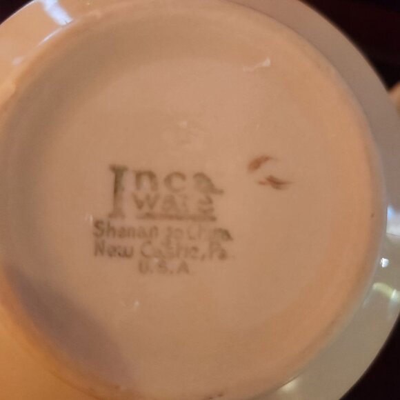 Beige Ceramic Lot of 2 Cafe Coffee Cups 5-6oz. - Picture 4 of 5